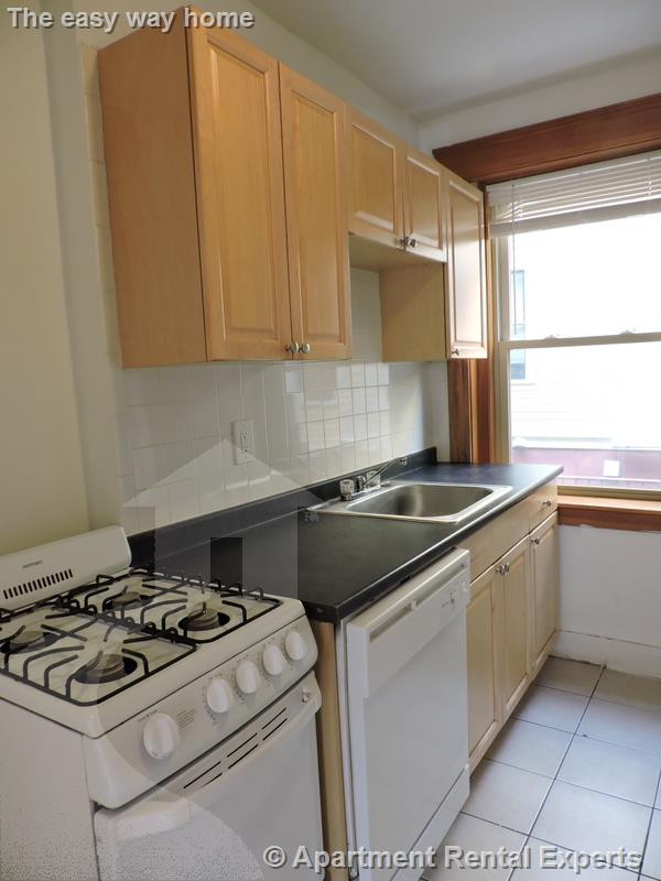 97 Hancock St, Central Square