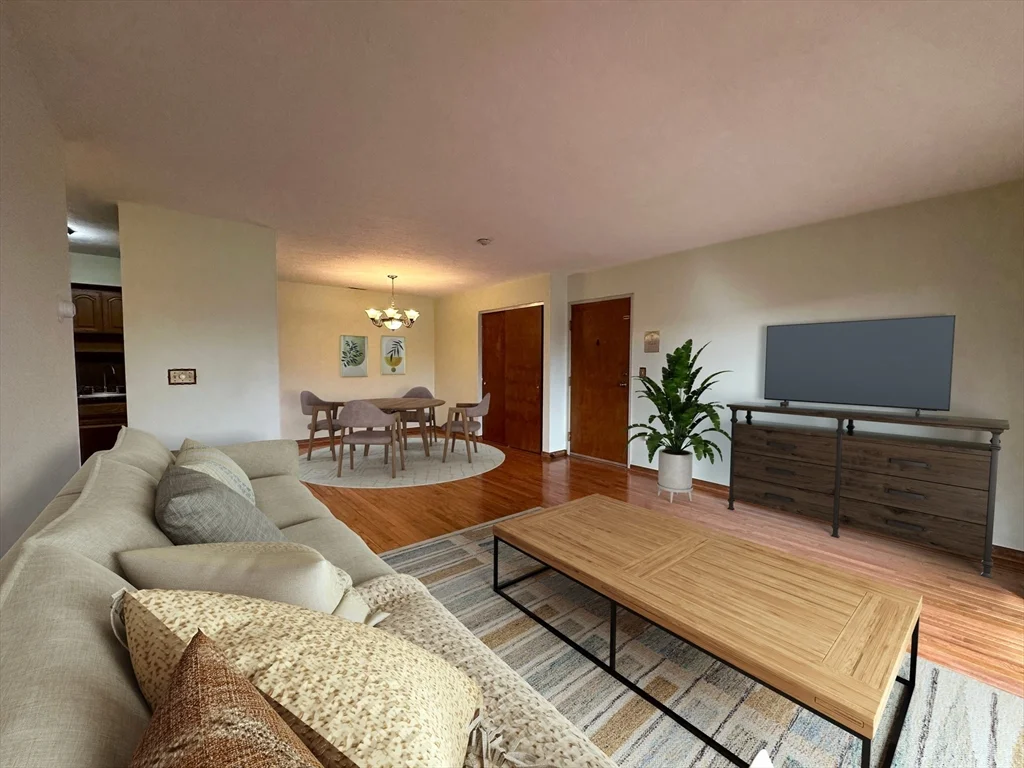 340 Sunderland Rd, Worcester