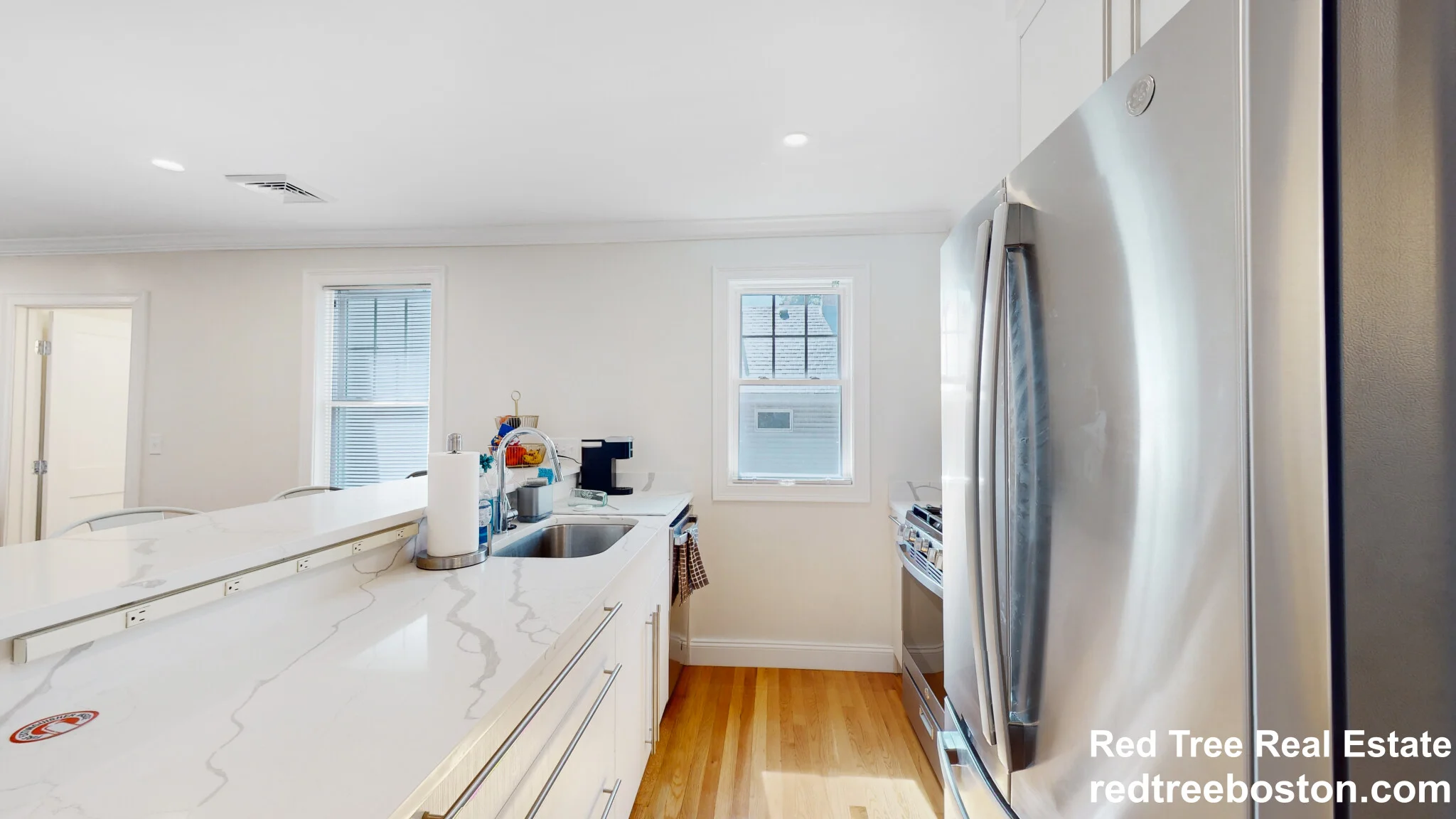 35 Crosby Rd, Chestnut Hill