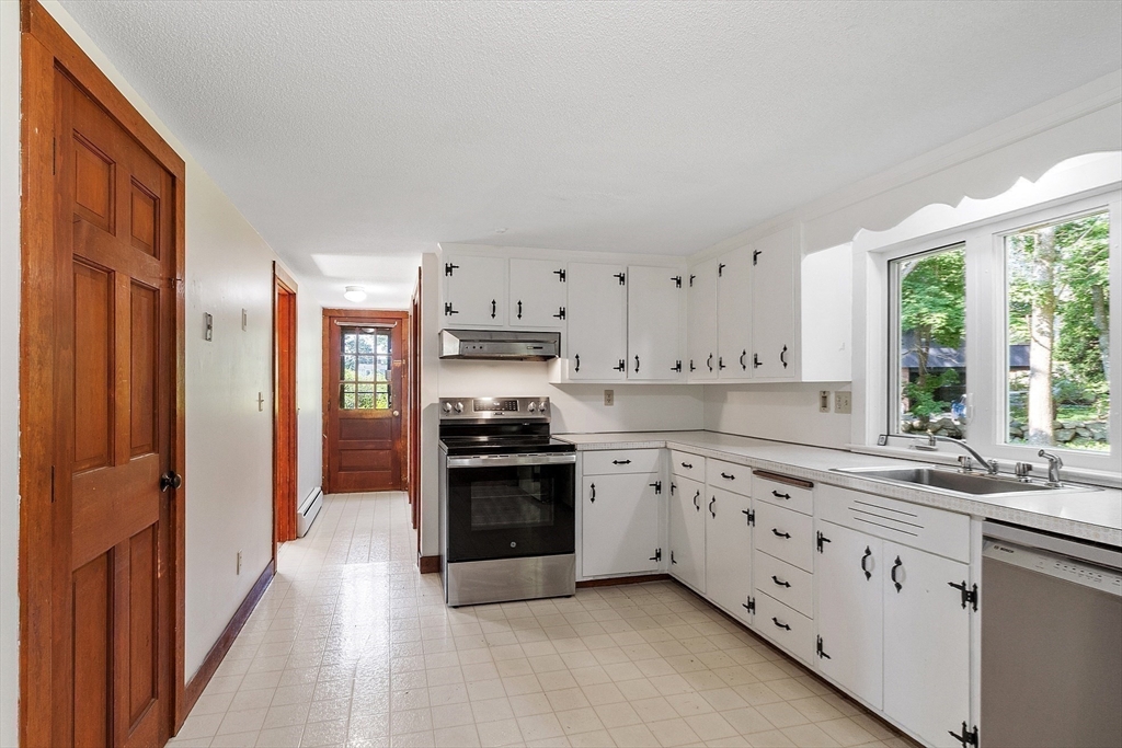 4 Lowest Ln, Rockport