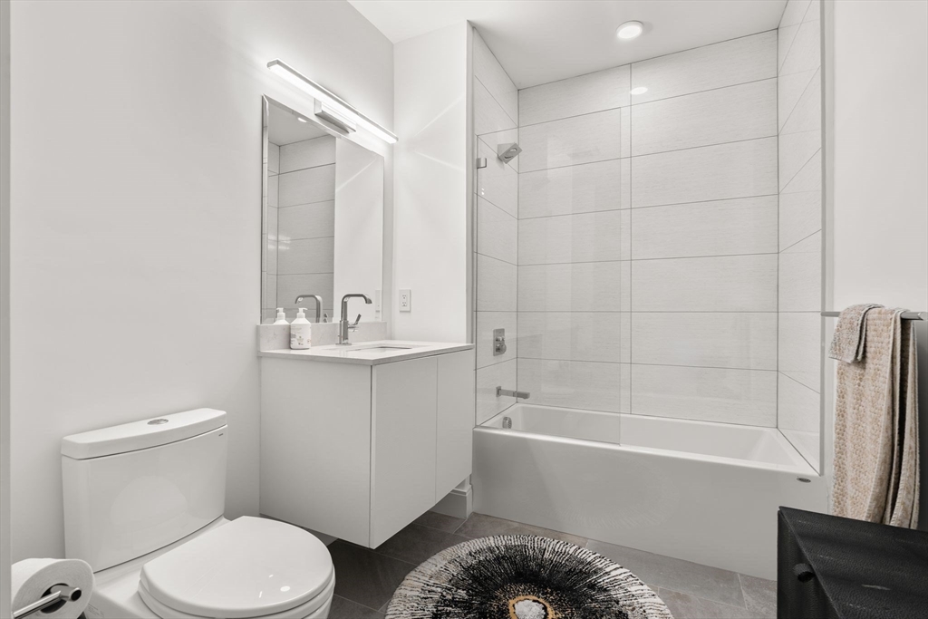 20 W 5th, South Boston