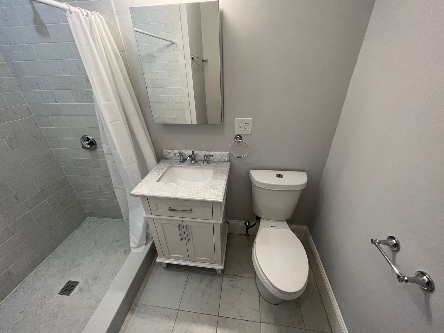 374 Oxford St, Baldwin