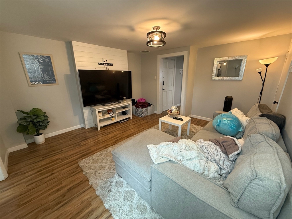 281 Bowen, South Boston