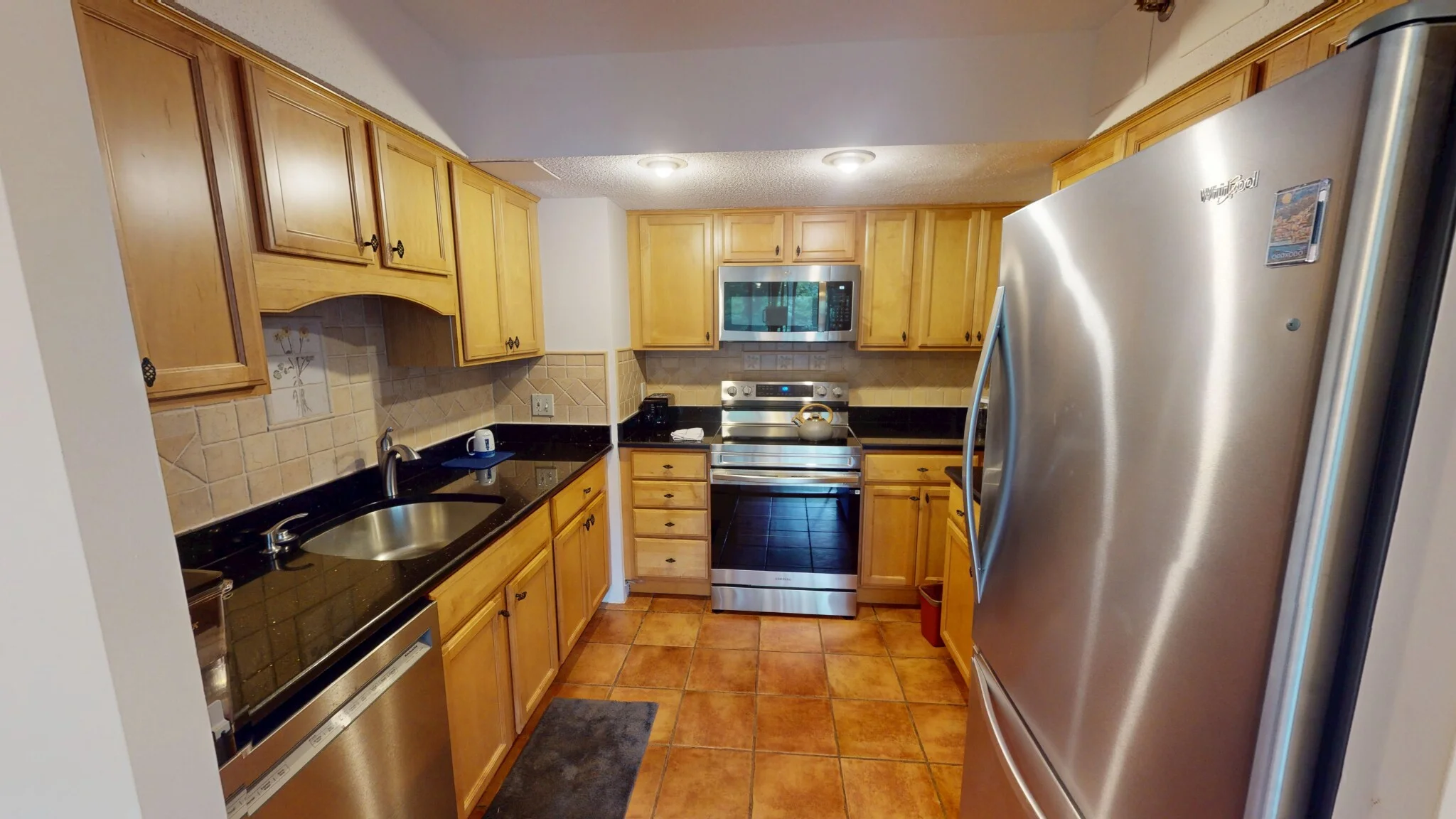 1731 Beacon St, Washington Square