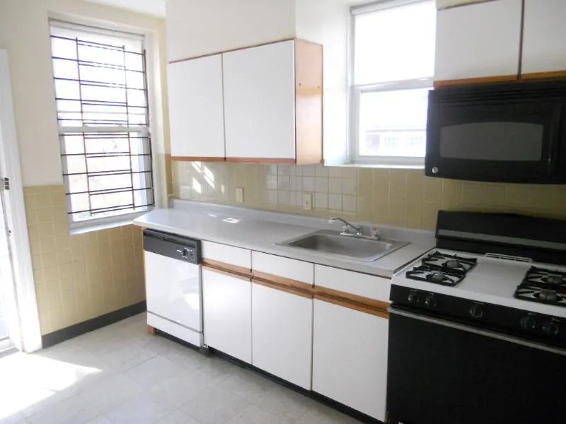 146 Chiswick Rd, Brighton