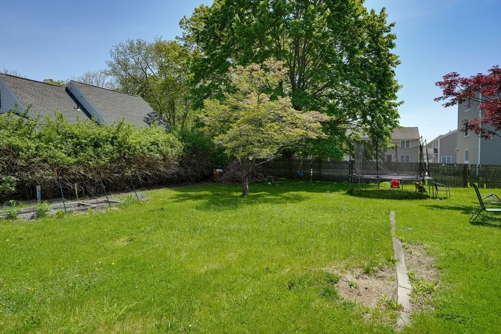 5 Eddy St, Webster