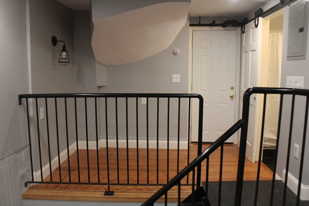49 Brimmer St, Beacon Hill