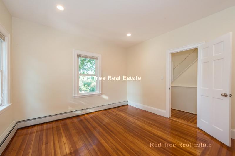 4 School St, Jamaica Plain