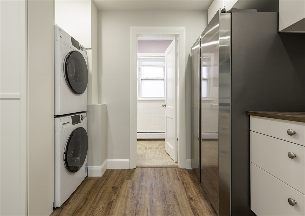 106 Byron St, East Boston