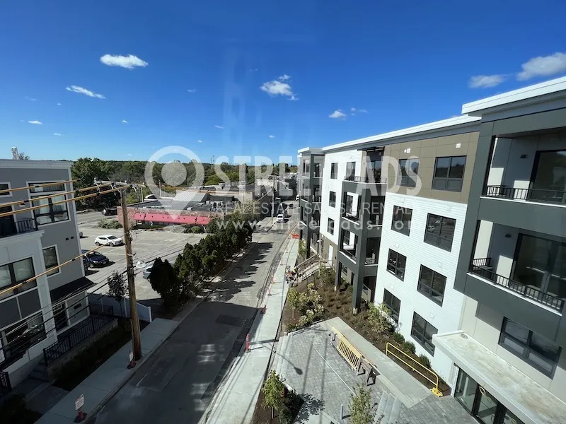 199 Gardner St, West Roxbury