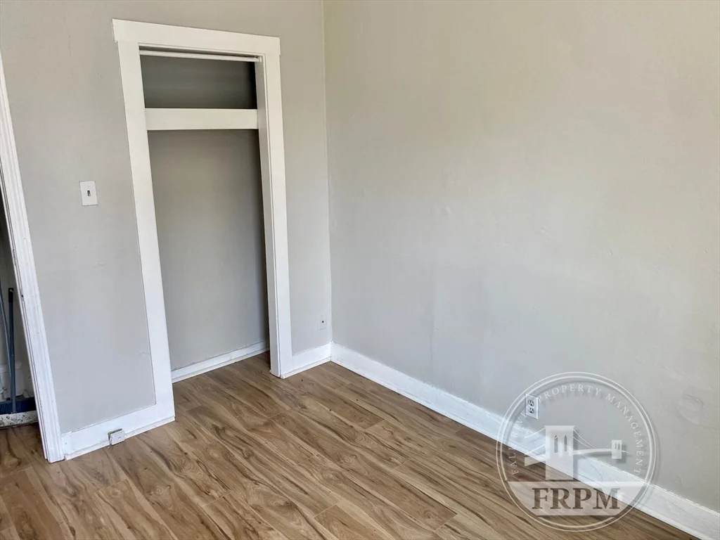 270 Fourth St, Fall River