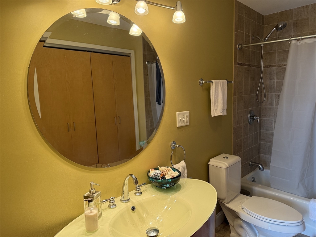 10 Ocean Ave, Revere Beach