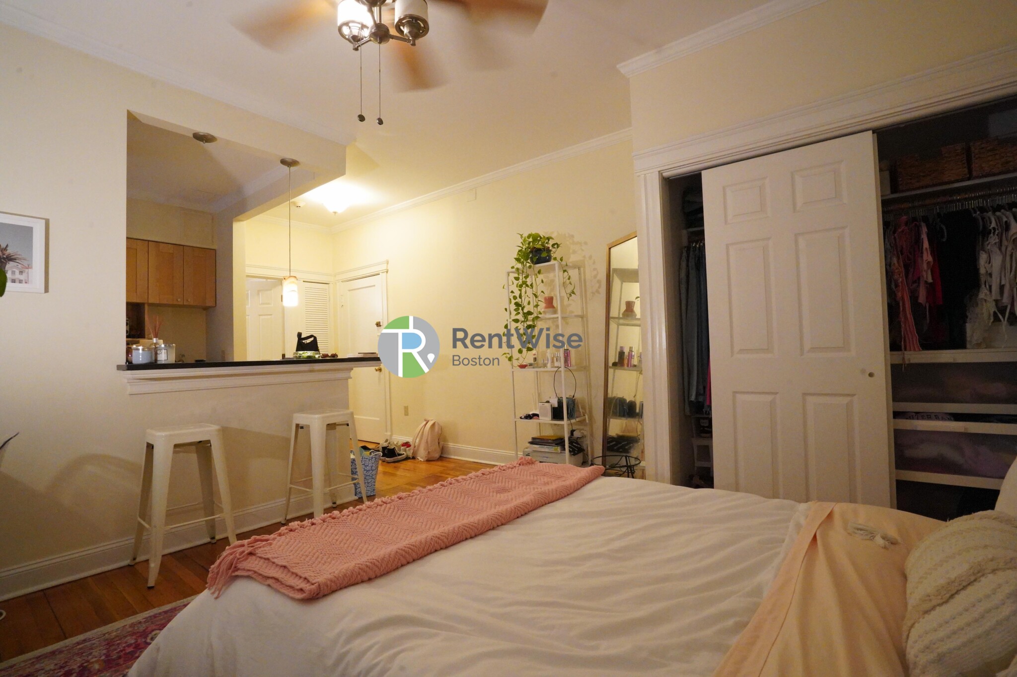 25 Queensberry St, Fenway