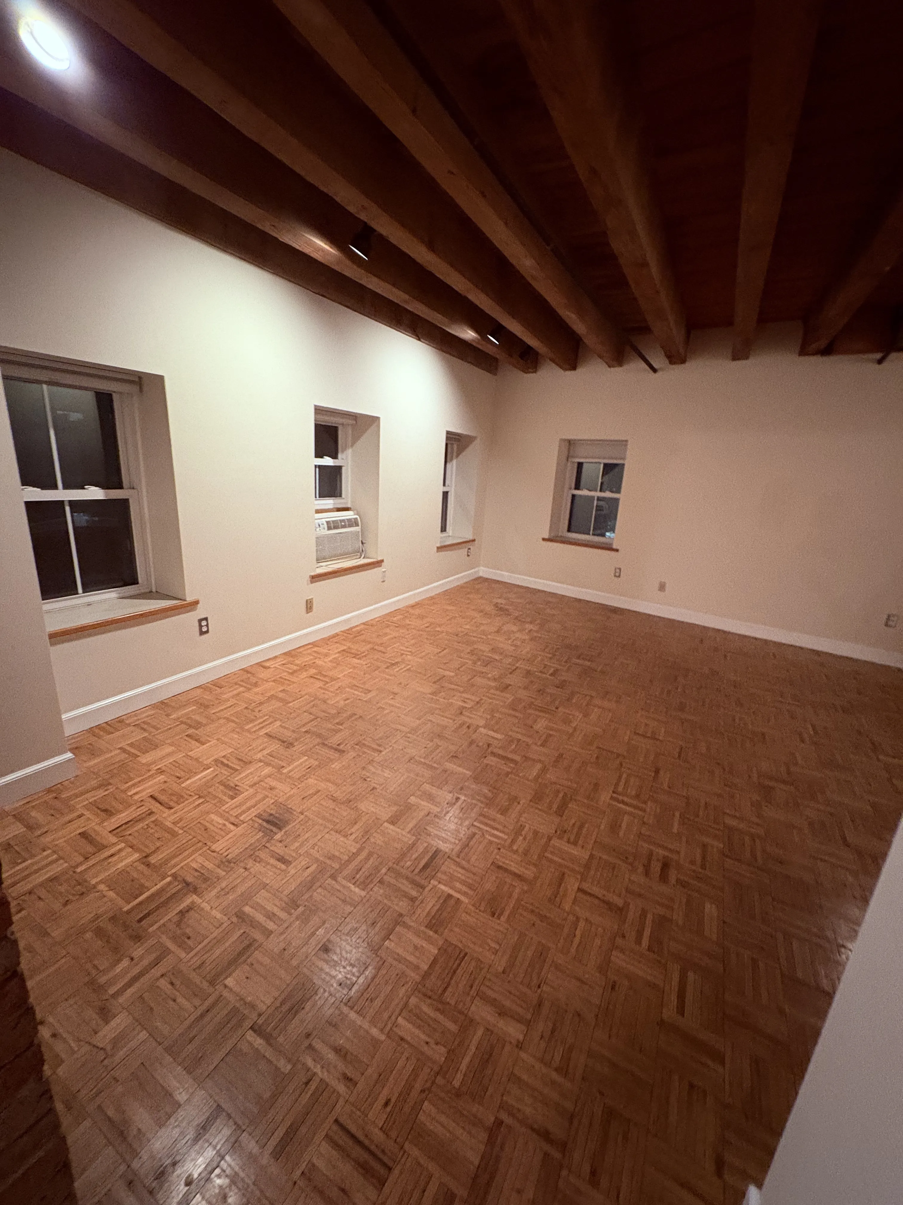 99 Fulton St, North End