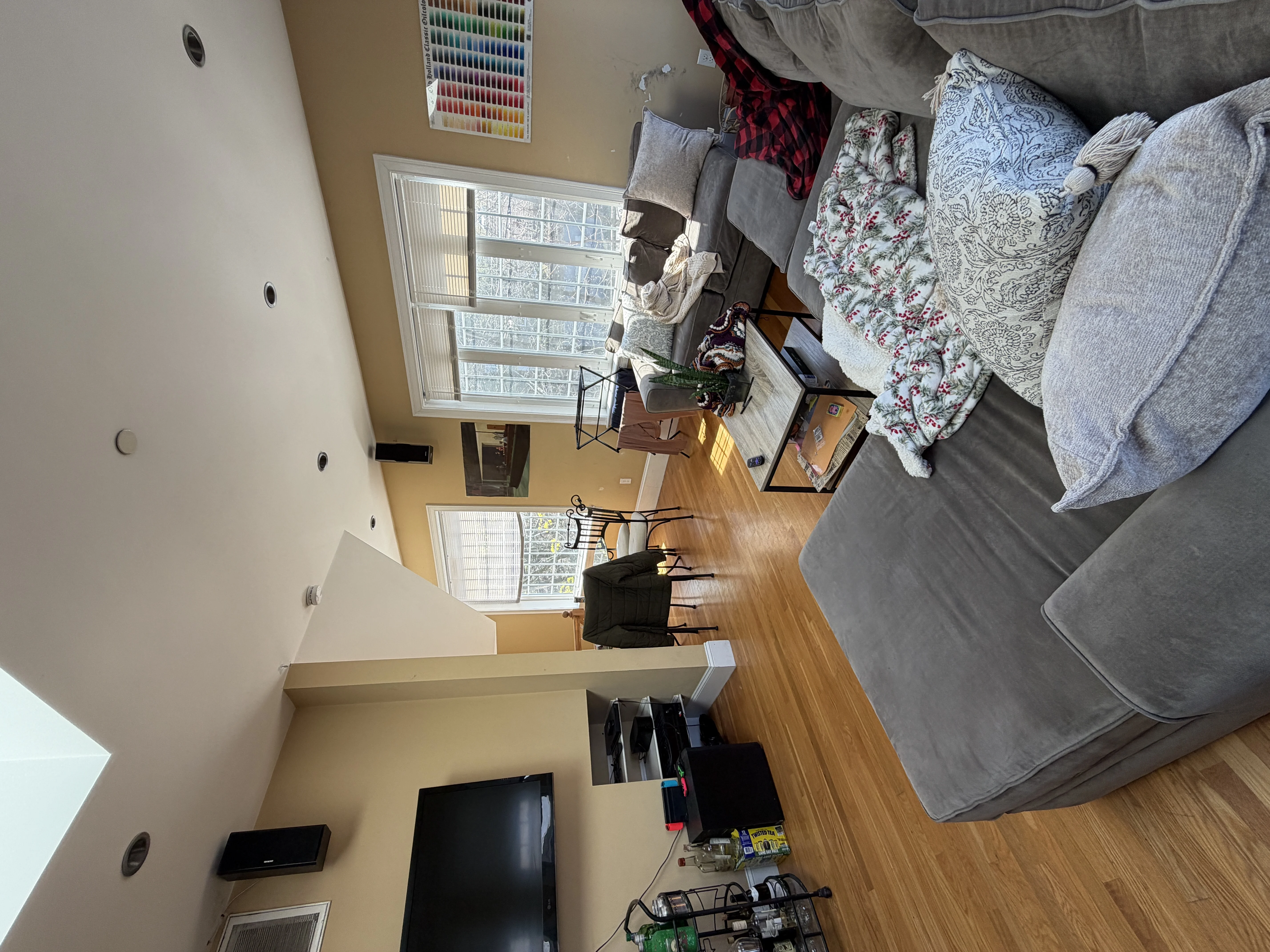 148 Hillside St, Mission Hill
