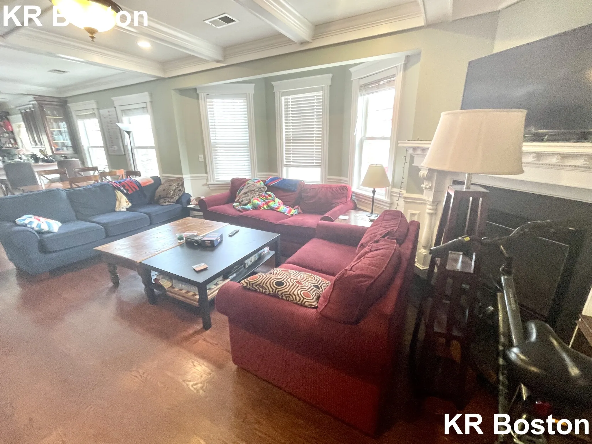 127 Nonantum St, Oak Square