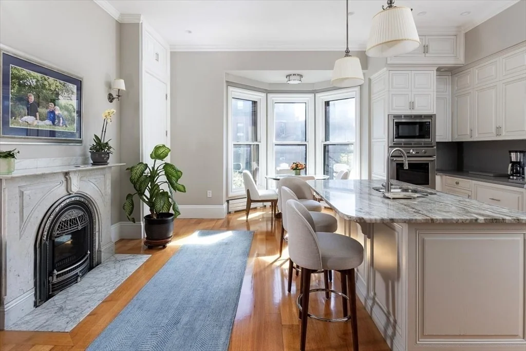 214 Beacon, Back Bay