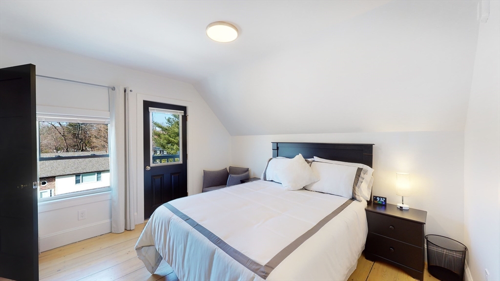 659 South St, Waltham