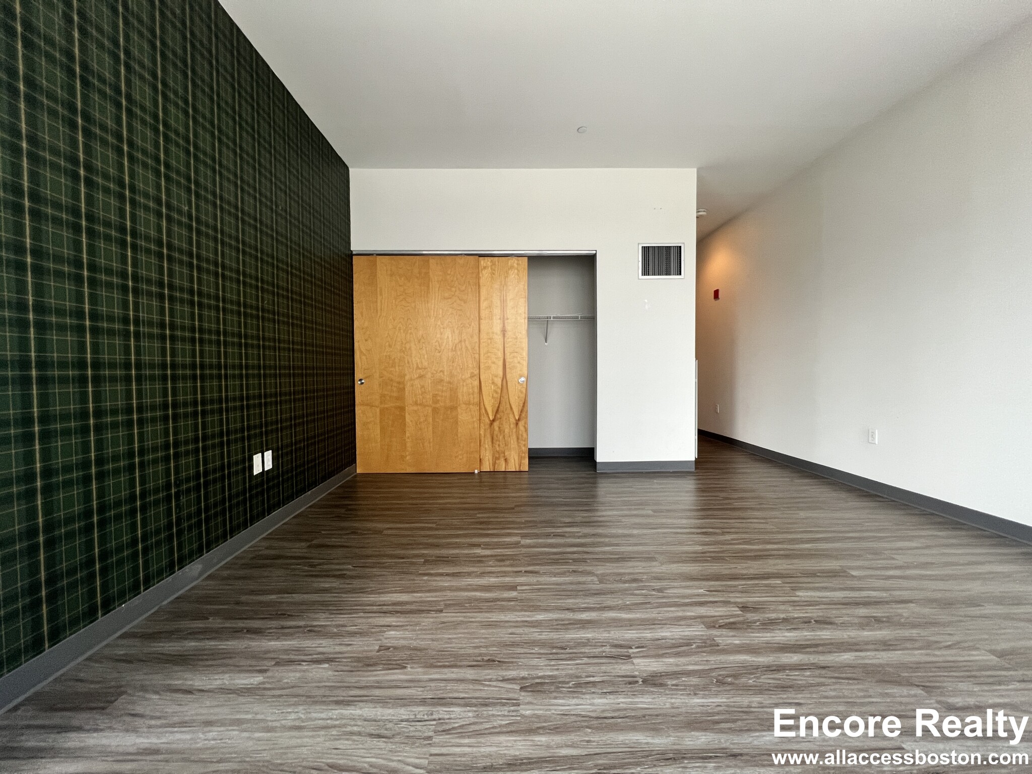 160 East Berkeley St, South End