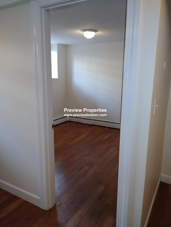 168 North Beacon St, Brighton