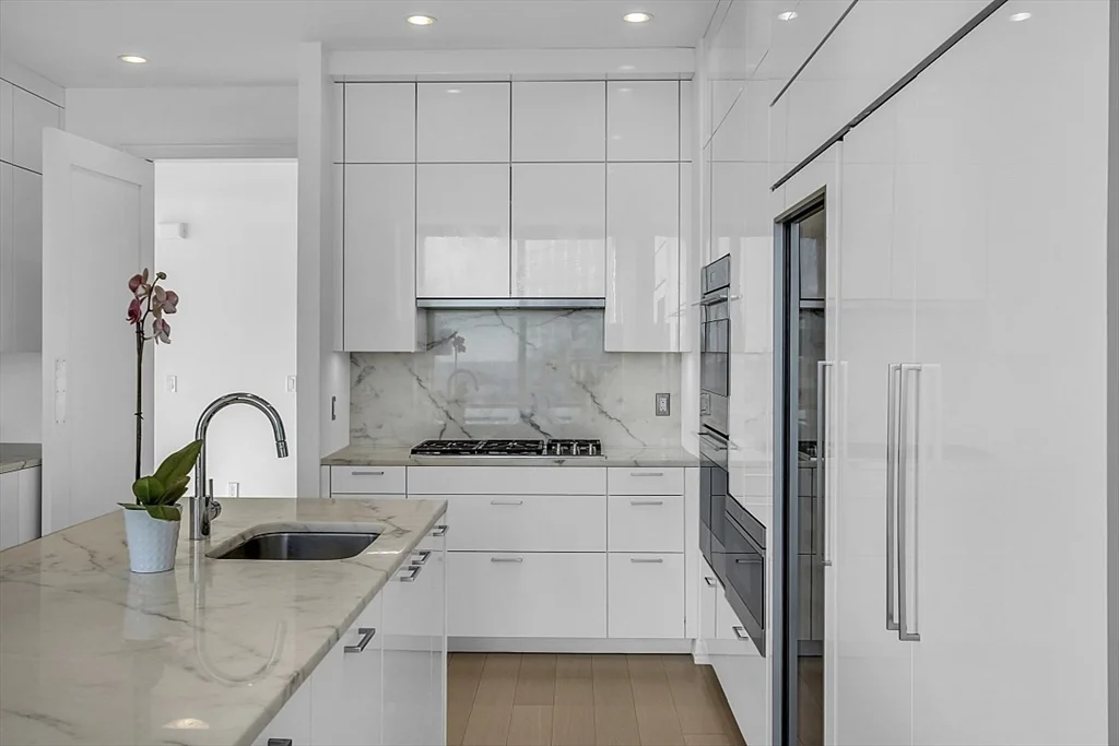 1 Franklin St, Downtown