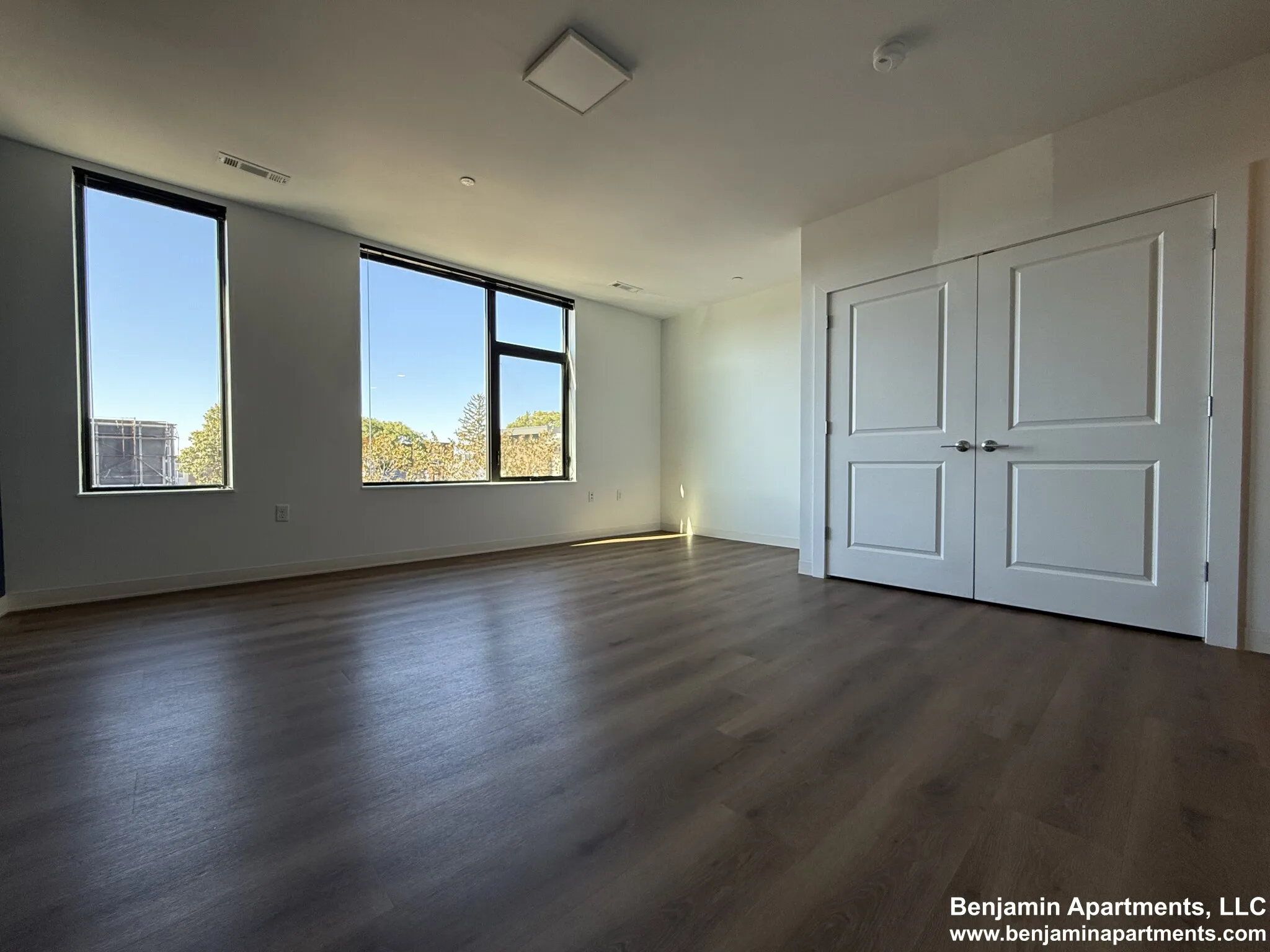 89 Brighton Ave, Allston