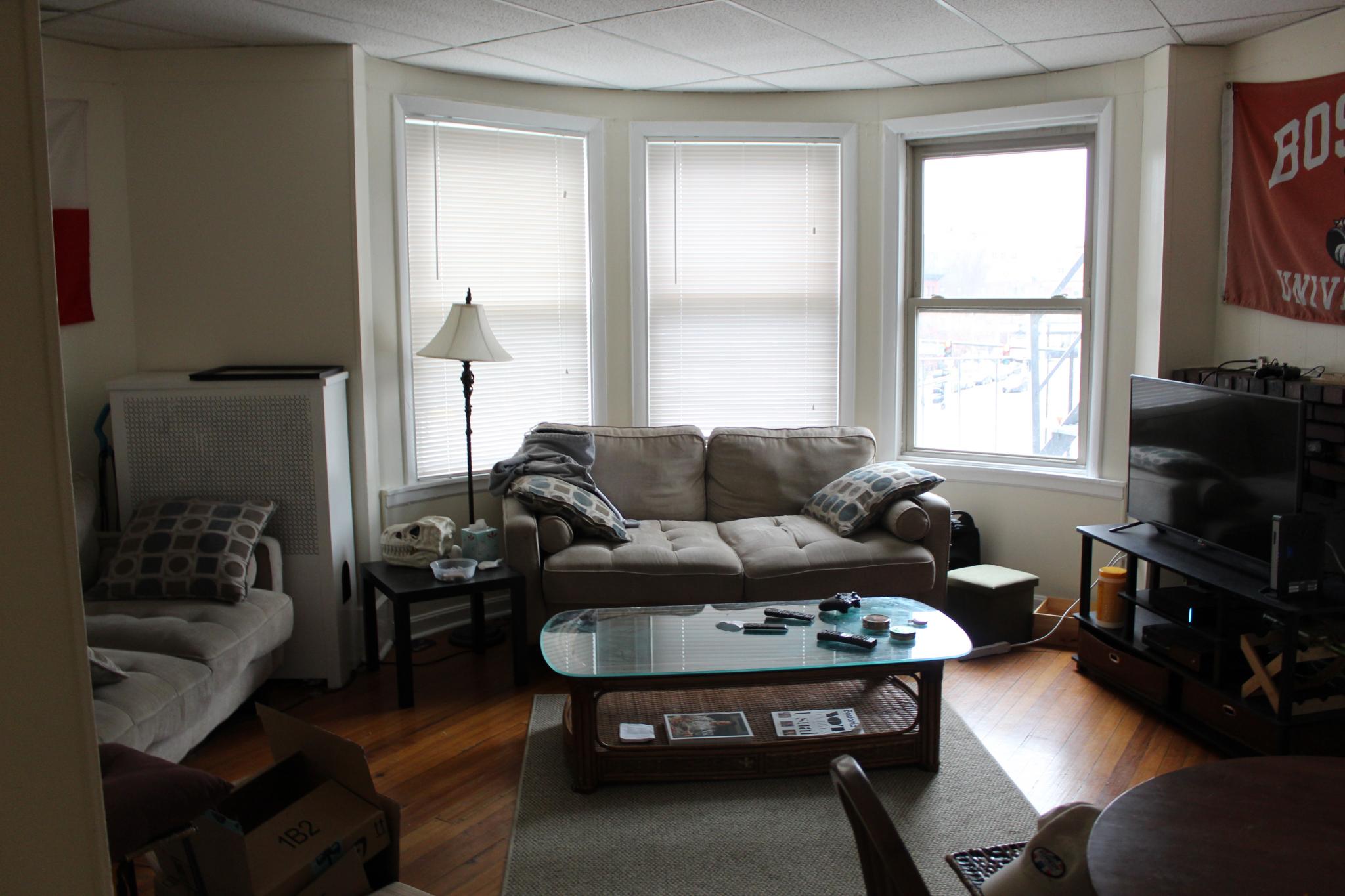 879 Beacon St, Fenway