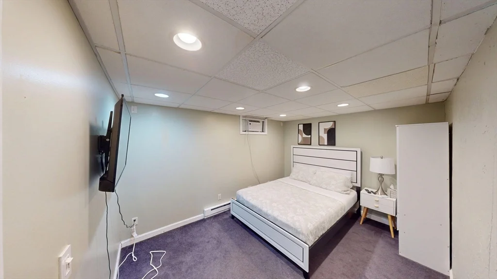 1 Jonathan Cir, Worcester