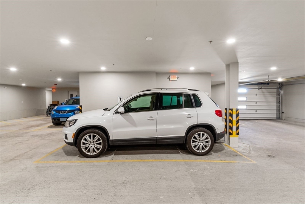 211 Condor St, East Boston