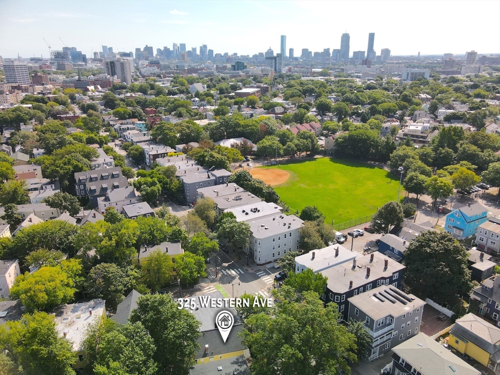 325 Western Ave, Riverside