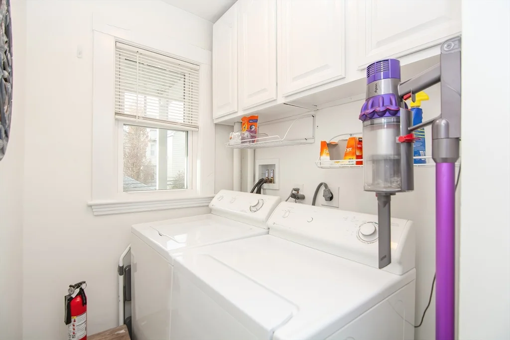 48 Farquhar St, Roslindale