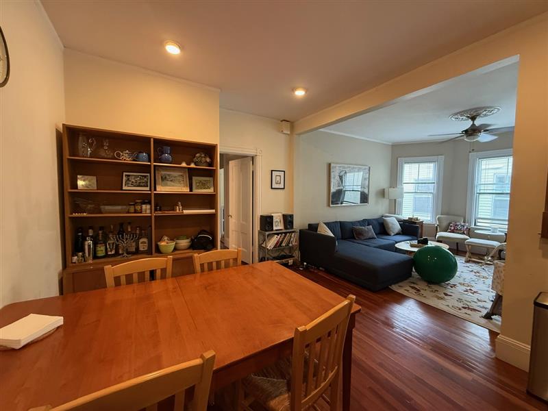 67 Highland Ave, Mid-Cambridge