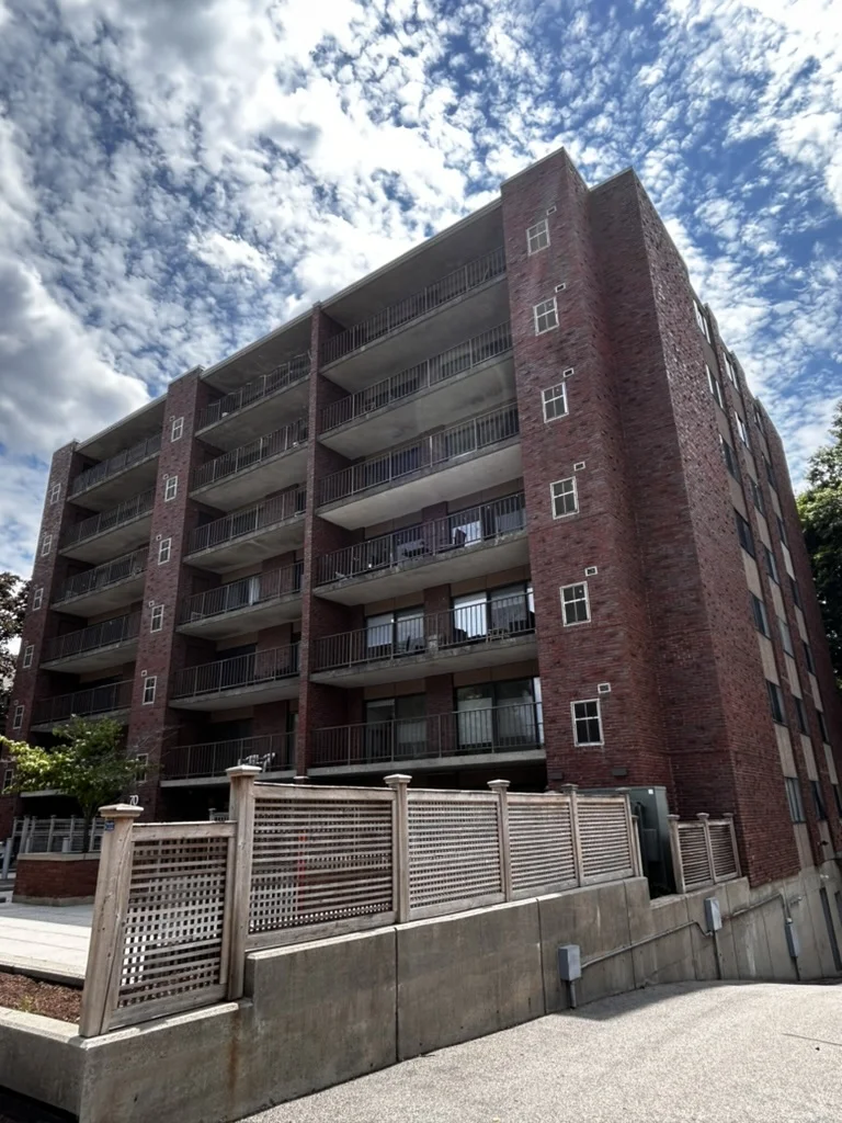 70 Centre St, Coolidge Corner