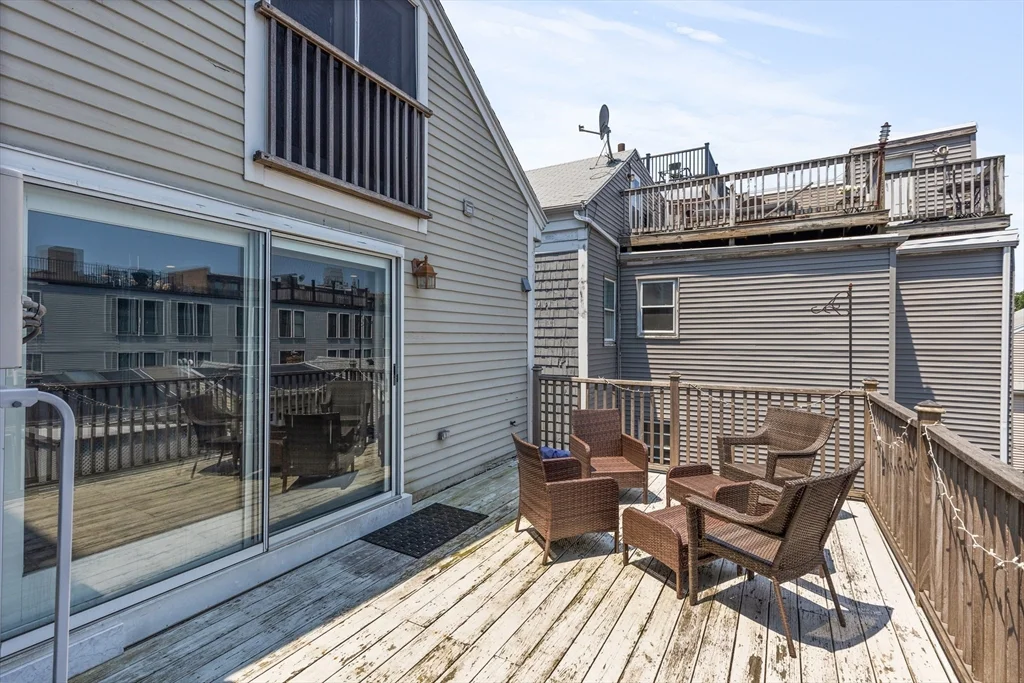 256 W 3rd St, South Boston