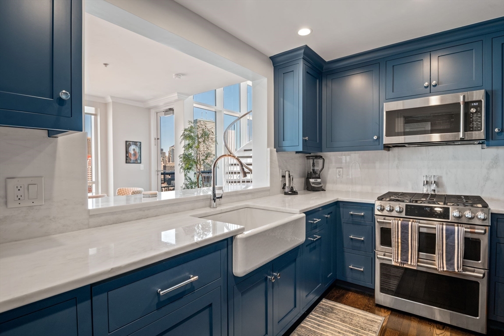 1 Nassau St, Chinatown