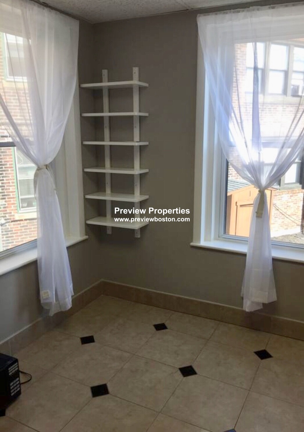 1710 Commonwealth Ave, Brighton