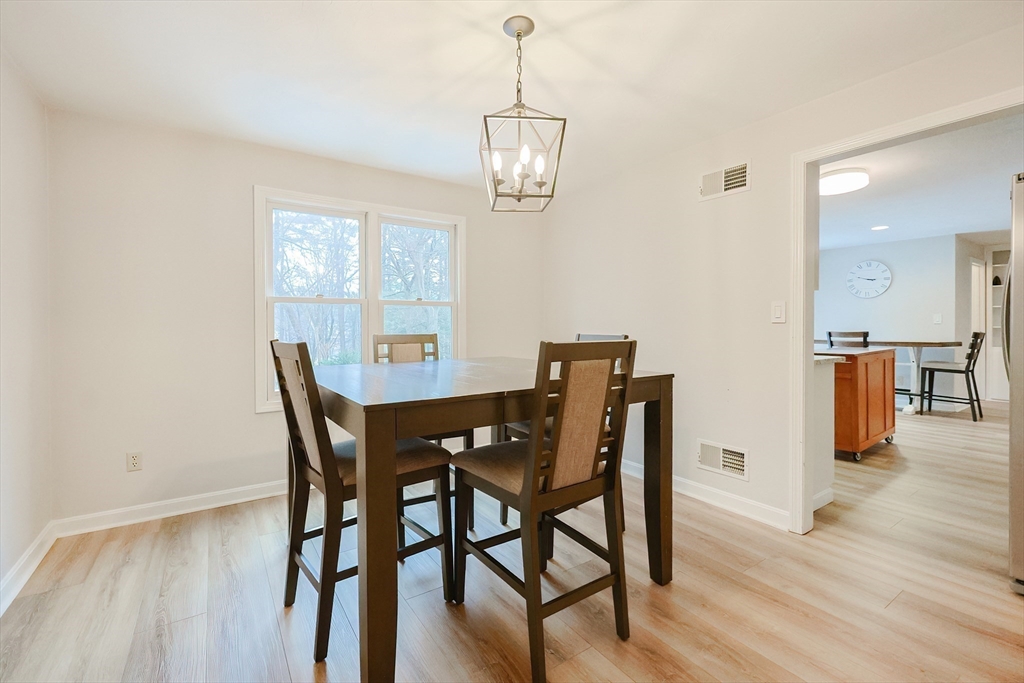 291 Central St, Framingham