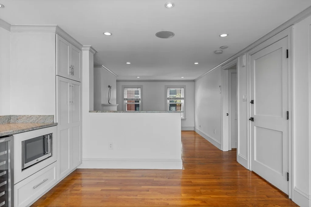 256 W 3rd St, South Boston