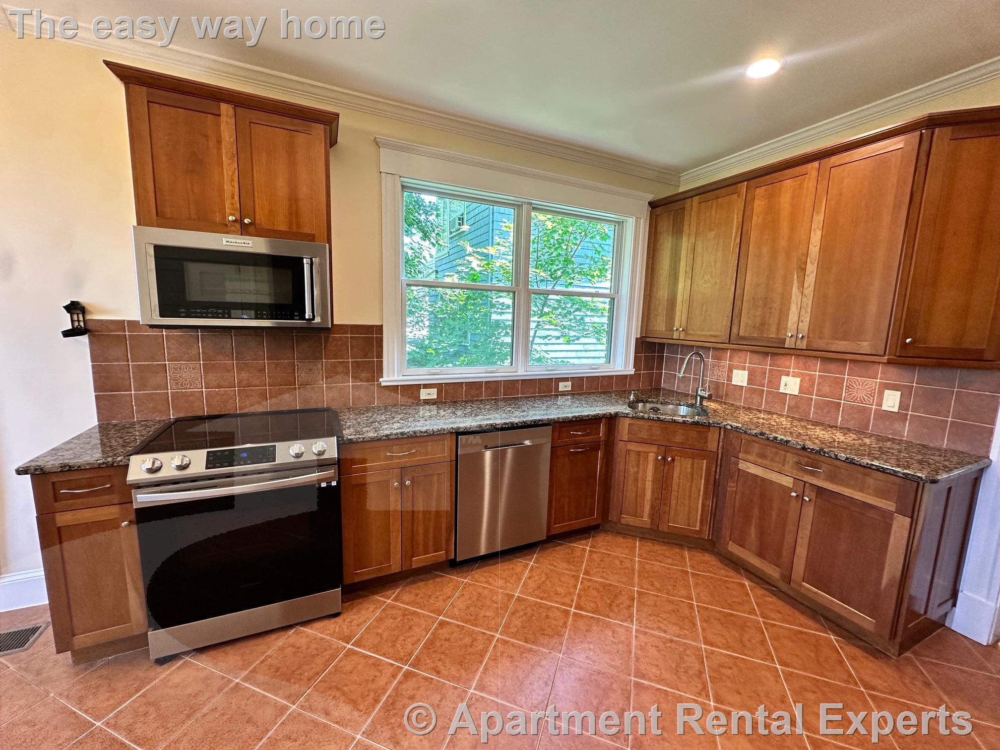 273 Mason Terr, Coolidge Corner