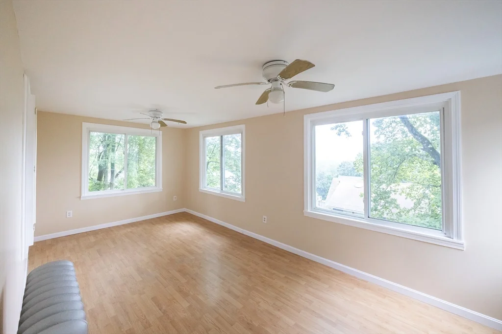 51 South Lenox St, Worcester