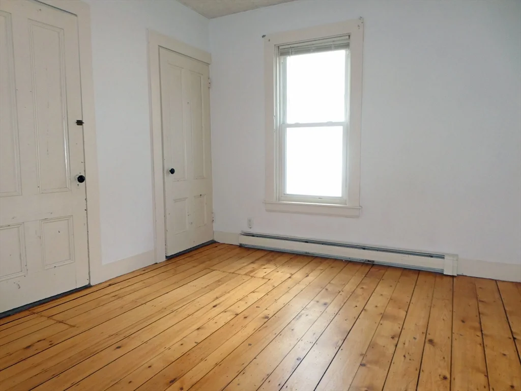 55 Everett St, Middleboro