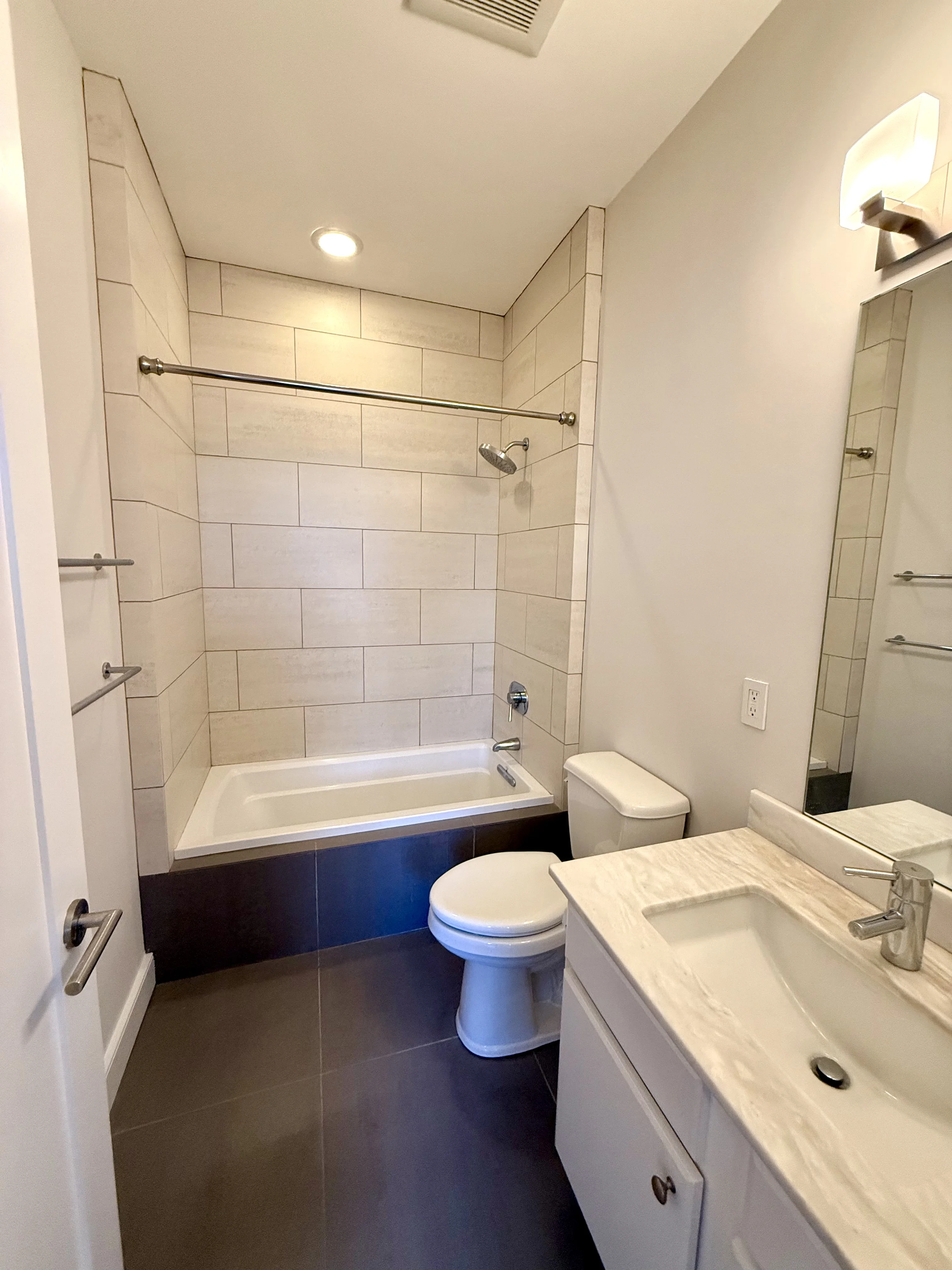 72 Hamilton St, Cambridgeport