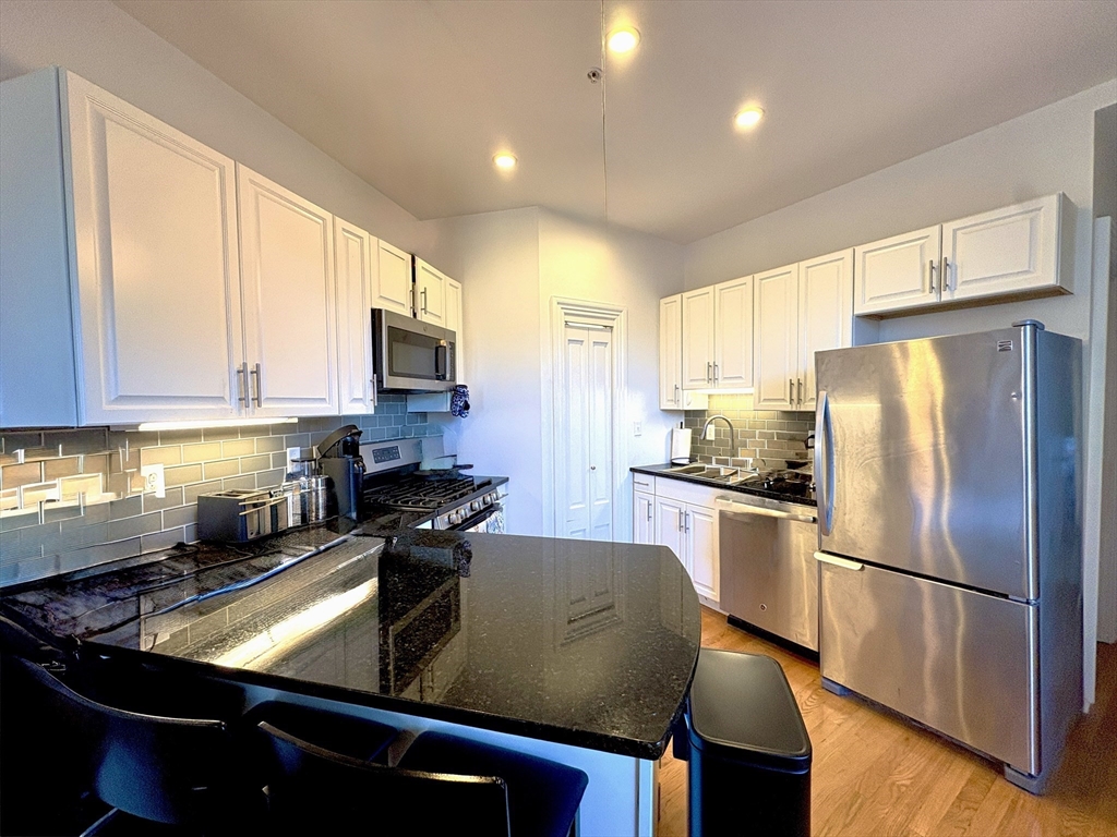 31 Massachusetts Ave, Back Bay