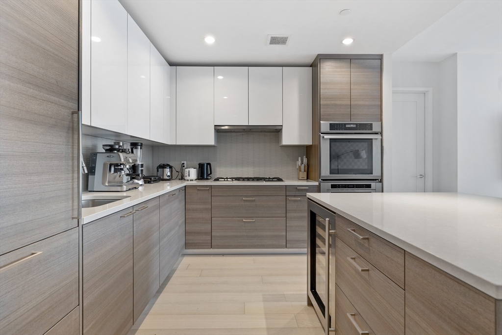 1 Franklin St, Midtown