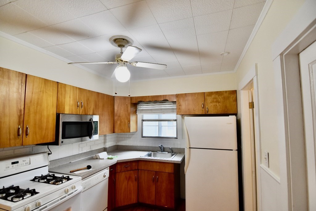 9 Castle Rock St, Dorchester