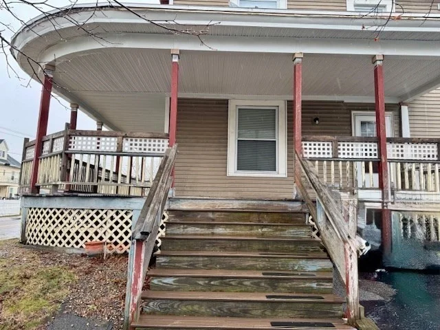 6 Harvard St, Lowell