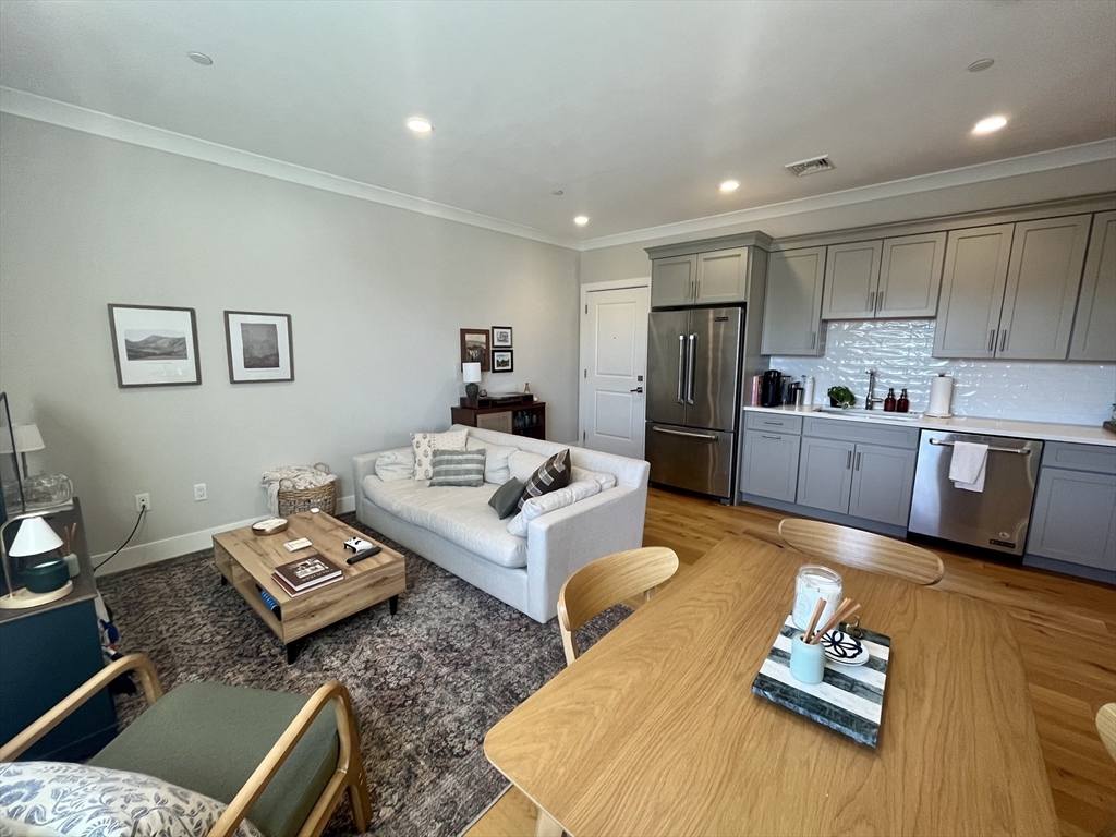 31 Orleans St, East Boston