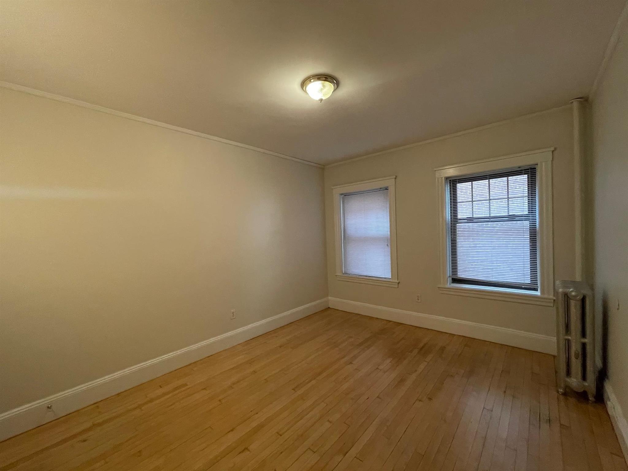 5 Linnaean St, Neighborhood Nine