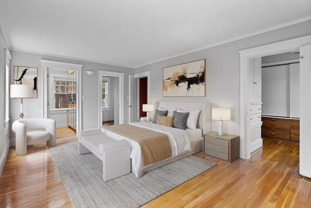 110 Leonard St, Belmont