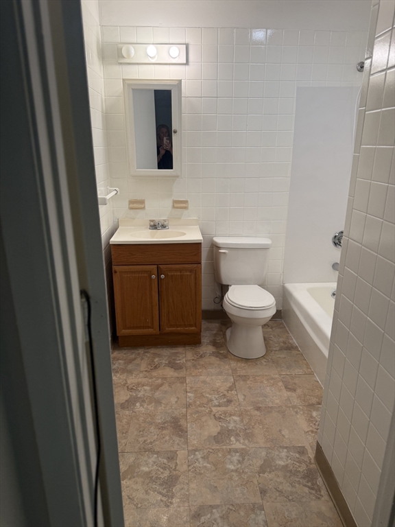 292 Bedford St, Abington